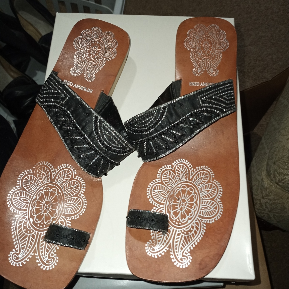 Shoes - Picture 14 of 14